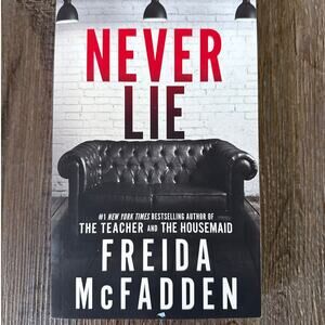 Never Lie Paperback Freida McFadden EUC